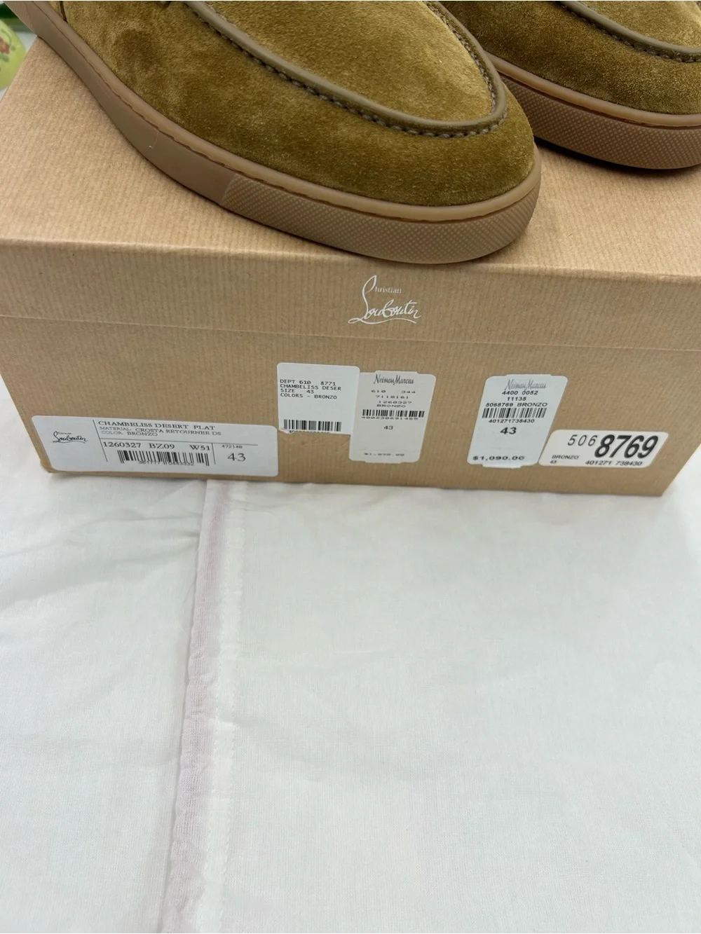 Men's Christian Louboutin CHAMBELISS desert suede boots size 43 made in Italy